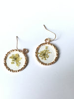 Rose Gold hoops with dried pressed flowers, gift for mom, garden lover, plant lover, Queen Anne’s lace