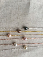 Rose gold solitaire Pearl necklace